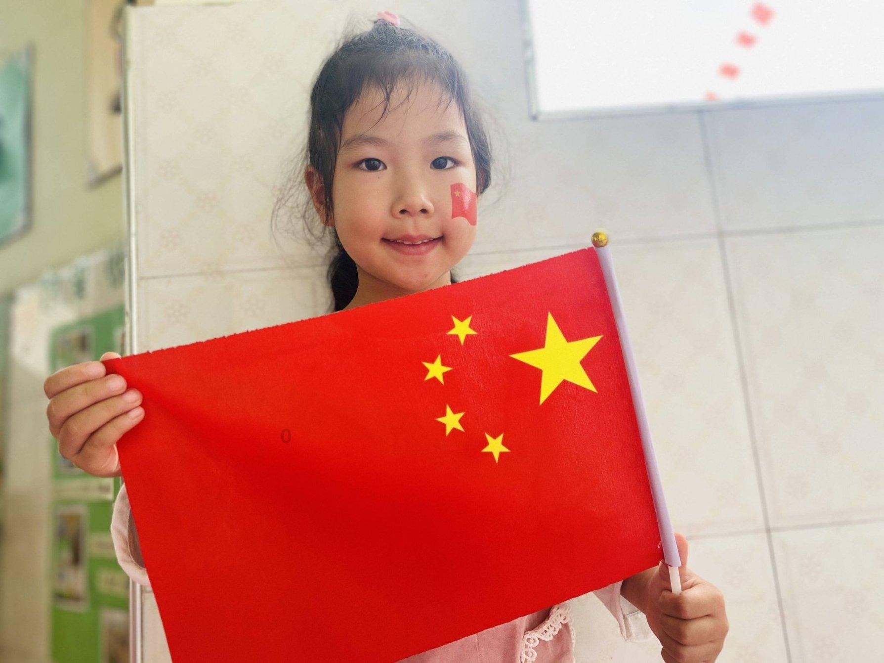印度为富士康CEO颁发莲花勋章，印媒：向中国“传递强有力信号”