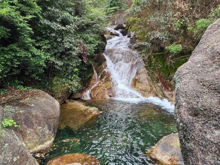 防范汽车自燃 冬日也别放松