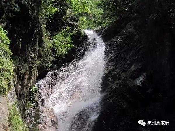 上河溪乡推进 “扫黄打非”走深走实