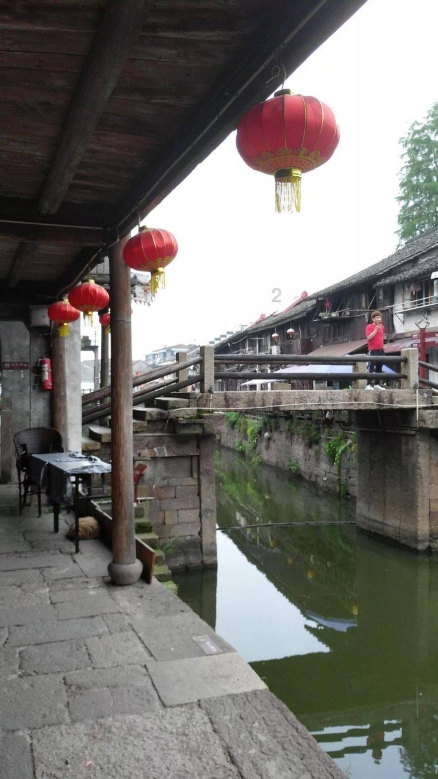 泡弹学院